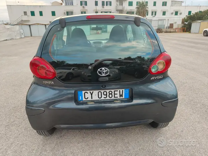 Toyota Aygo 2005 photo 4