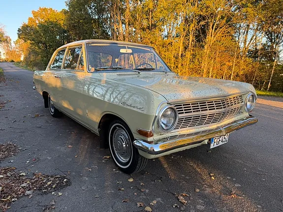 Opel Rekord 1965 photo 5