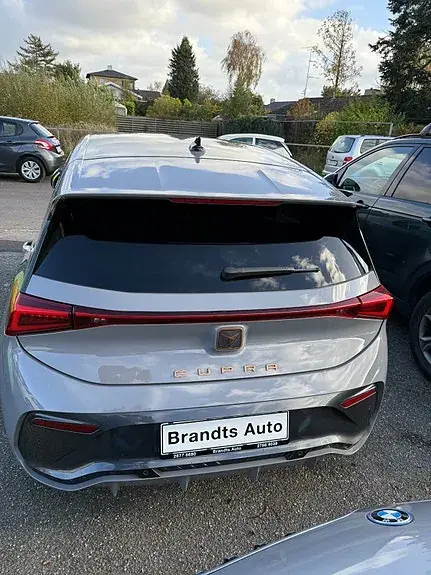 Cupra Born 2024 photo 3