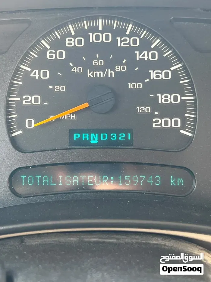 GMC Suburban 2005 photo 4