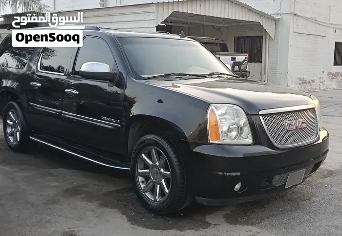 GMC Suburban 2005 photo 5