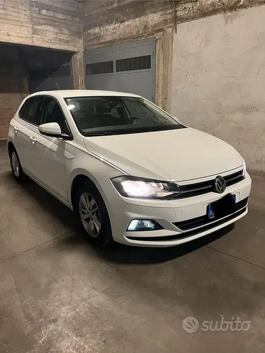 Volkswagen Polo 2018 photo 2