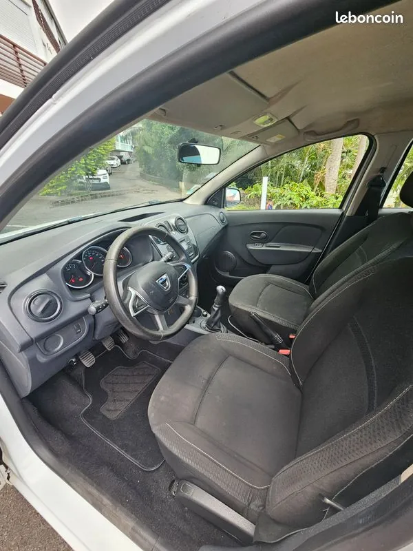 Dacia Sandero 2017 photo 3
