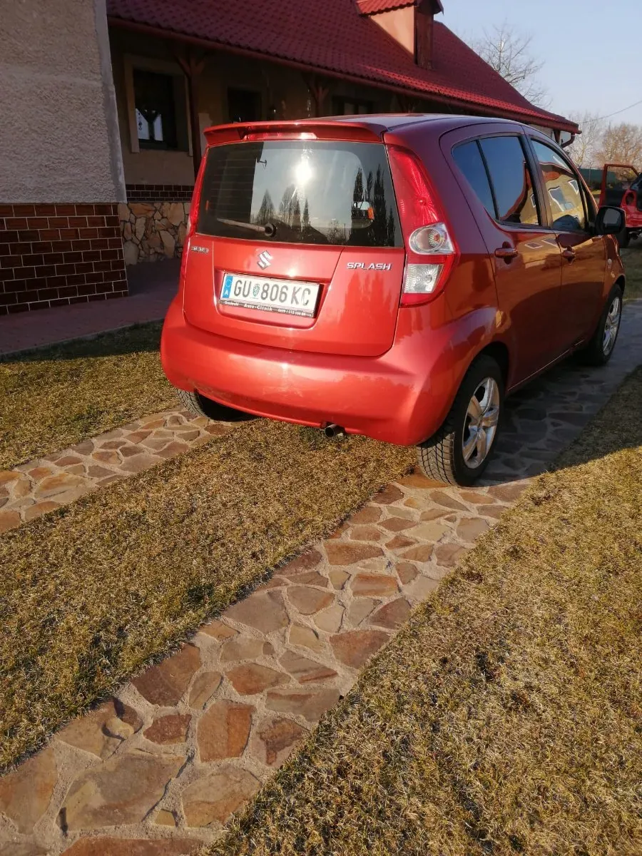 Suzuki Splash 2009 photo 3