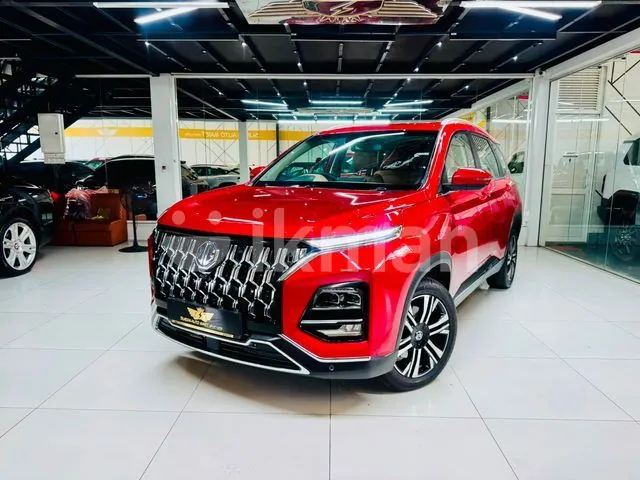 MG Hector Plus