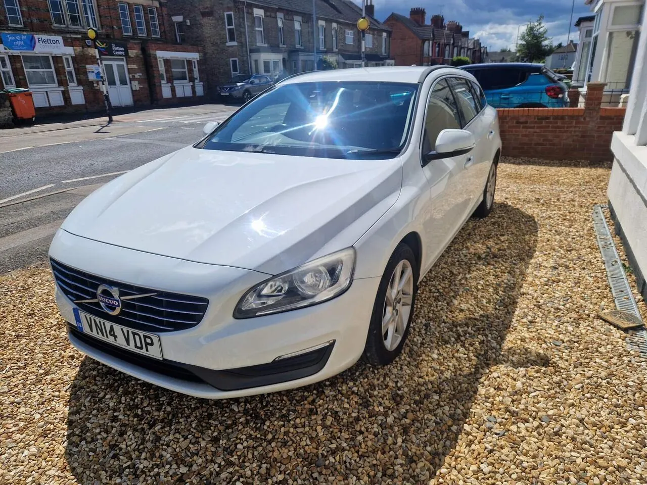 Volvo V60 2014 photo 3