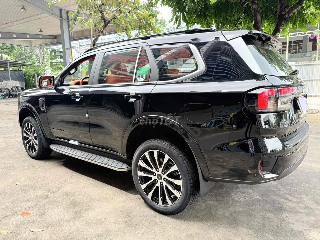 Ford Everest photo 4
