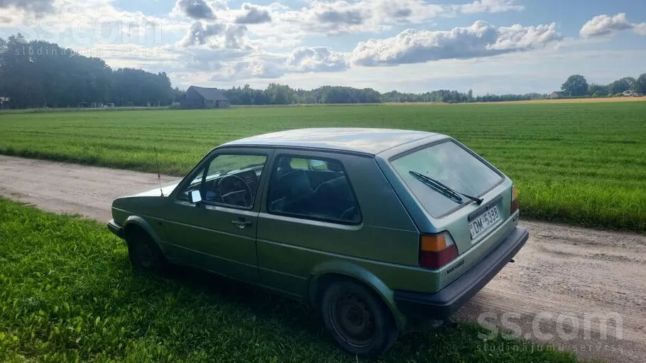 Volkswagen Golf 1986 photo 2