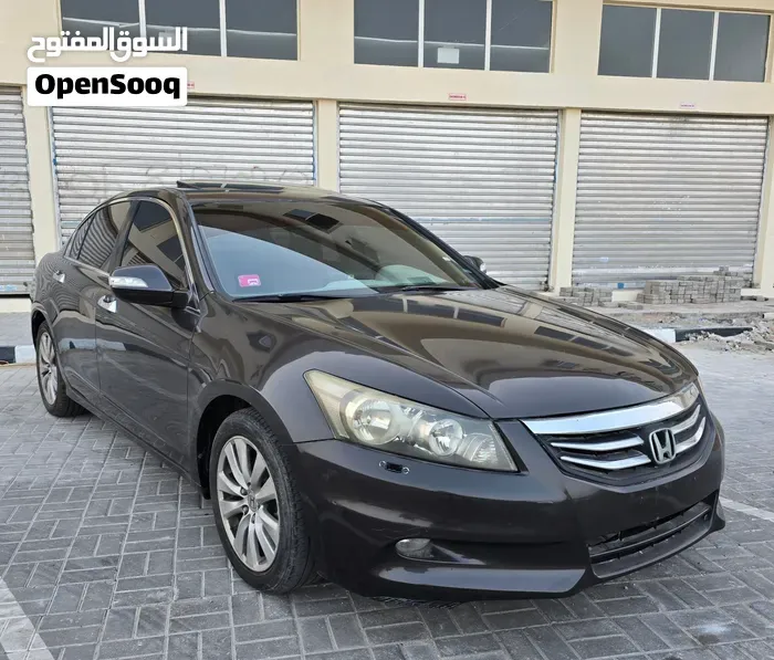 Honda Accord 2011 photo 2