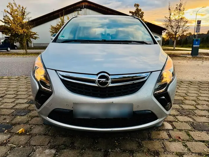 Opel Zafira Tourer