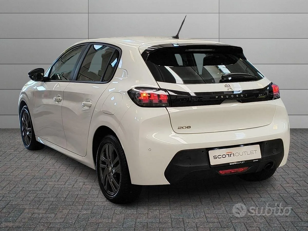 Peugeot 208 2022 photo 4