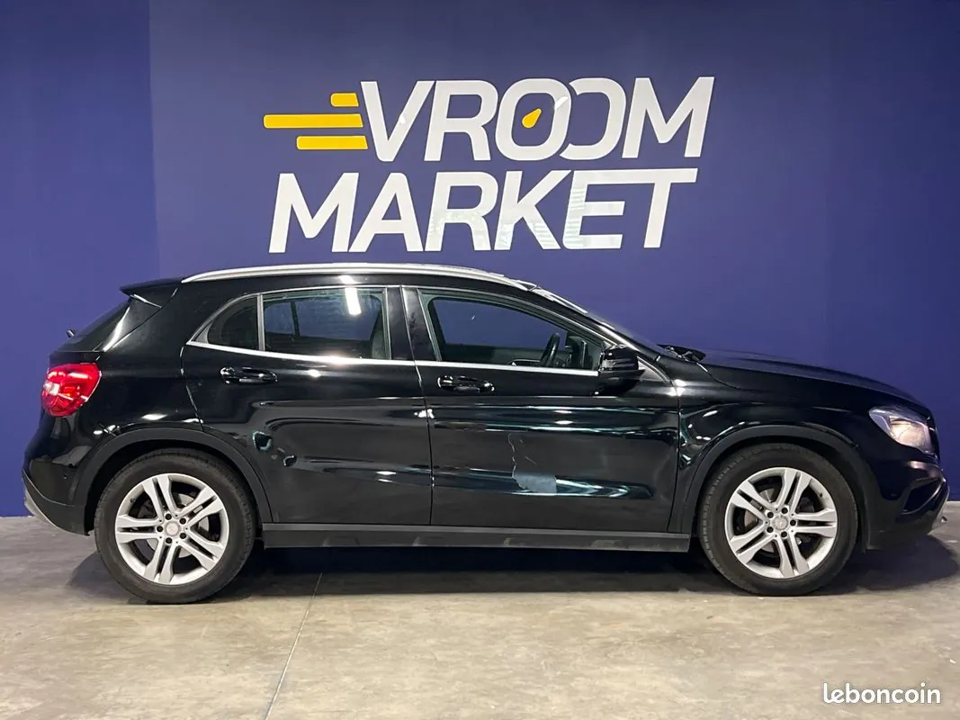 Mercedes-Benz Gla 2016 photo 2