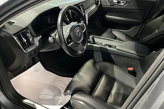 Volvo V60 2021 photo 4