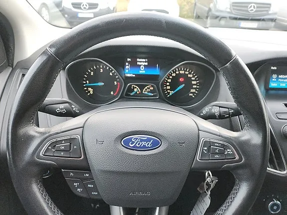 Ford Focus 2017 photo 2