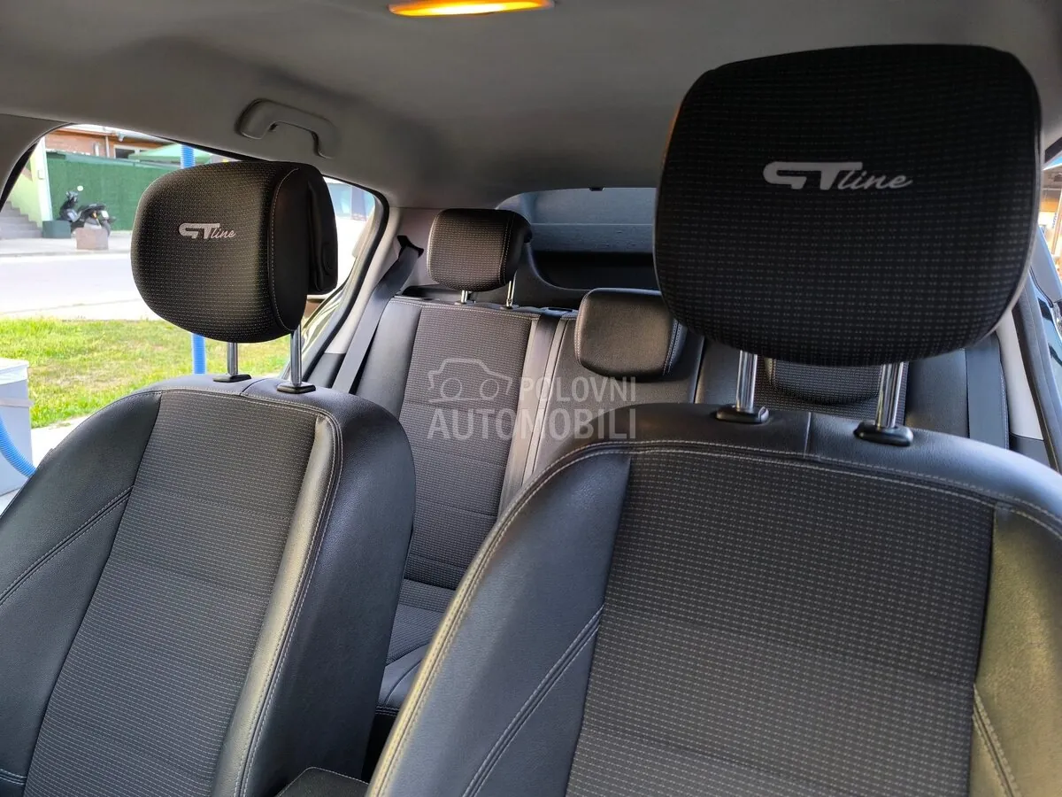 Renault Megane 2011 photo 4