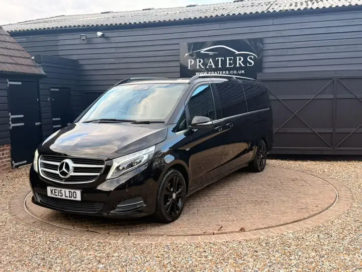 Mercedes-Benz V-Class 2015 photo 2