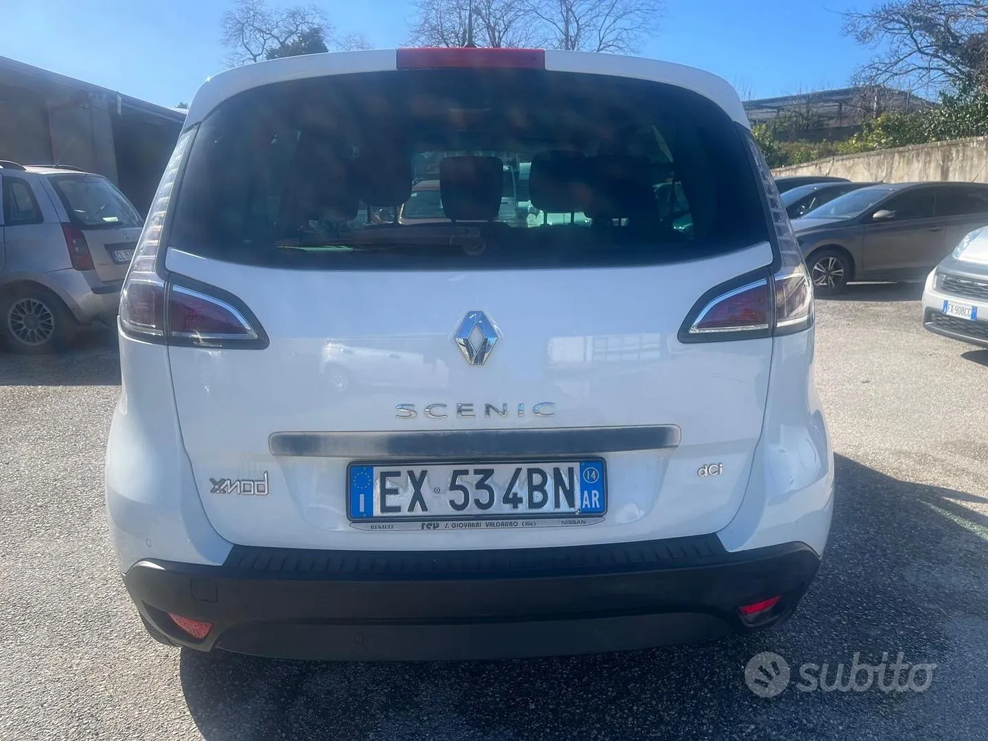 Renault Scenic 2014 photo 4