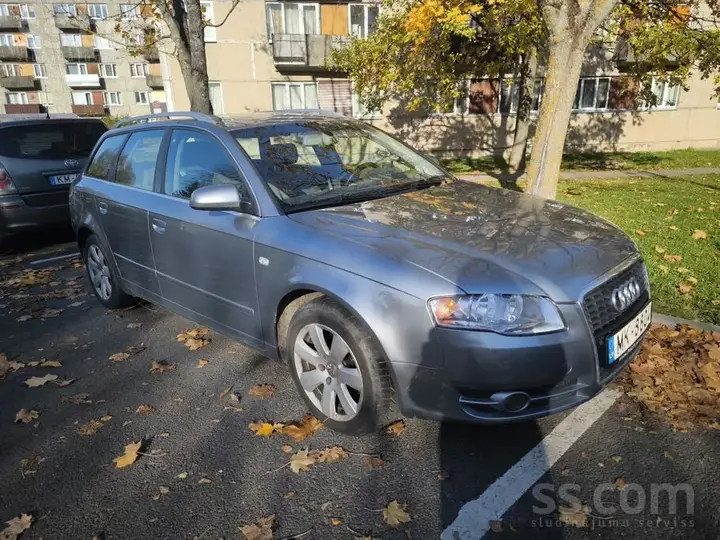Audi A4 2005 photo 2