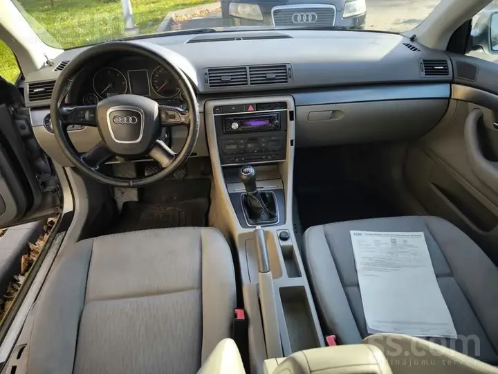Audi A4 2005 photo 5