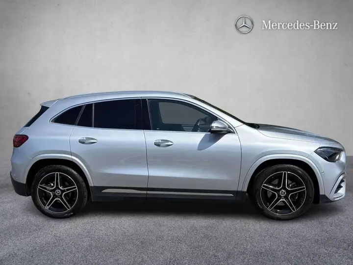 Mercedes-Benz Gla 2025 photo 4