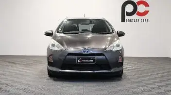 Toyota Aqua 2012 photo 3