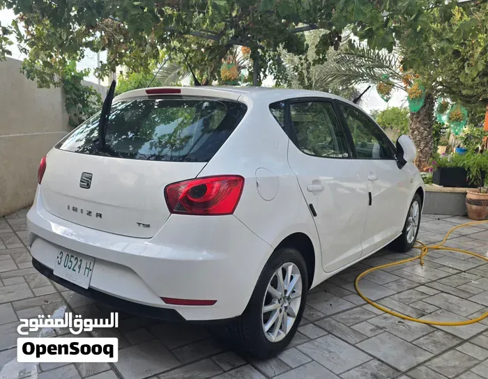 Seat Ibiza 2017 photo 3