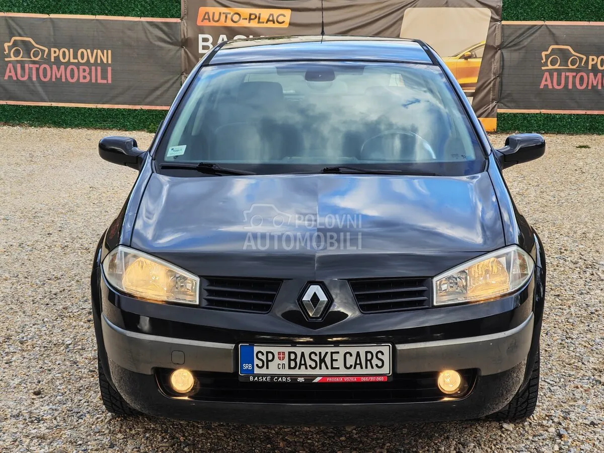 Renault Megane 2004 photo 2
