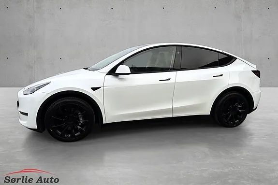 Tesla Model Y 2024 photo 3
