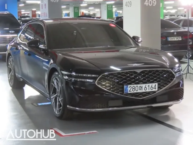 Genesis G90 2022 photo 2