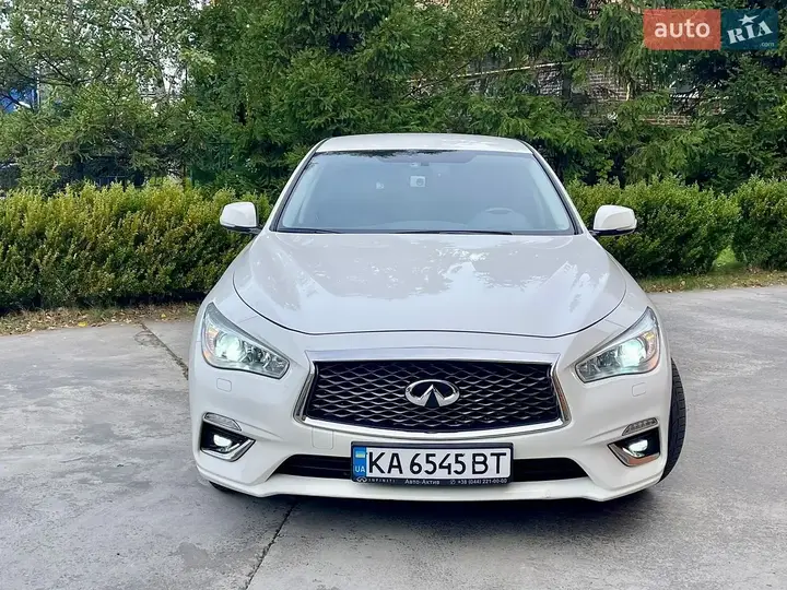 Infiniti Q50 2020 photo 2