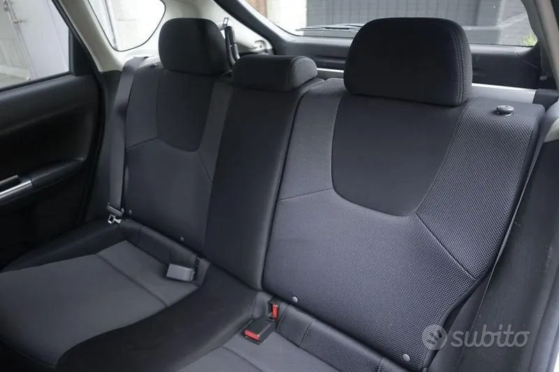 Subaru Impreza 2010 photo 3