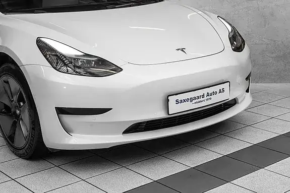 Tesla Model 3 2022 photo 3