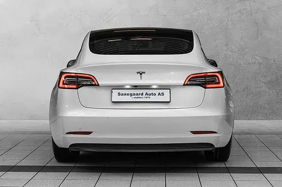 Tesla Model 3 2022 photo 5
