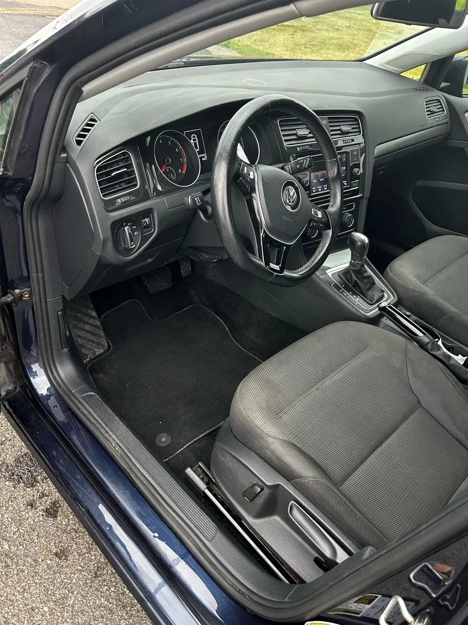 Volkswagen Golf 2019 photo 3