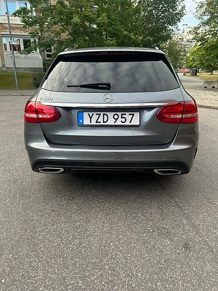 Mercedes-Benz C180 2018 photo 2