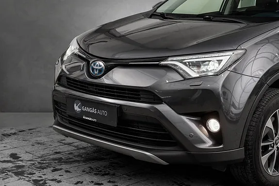 Toyota Rav4 2017 photo 2