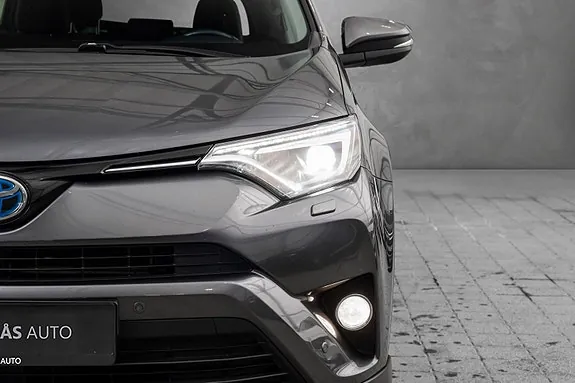 Toyota Rav4 2017 photo 4