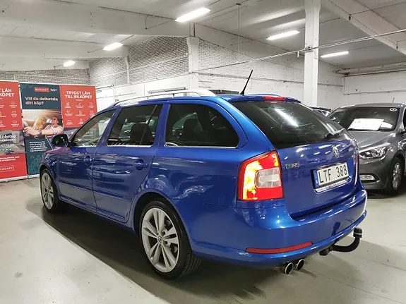 Skoda Octavia 2012 photo 4