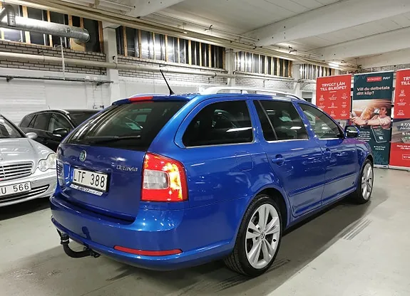 Skoda Octavia 2012 photo 3