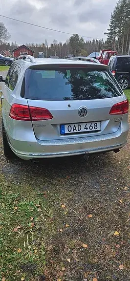 Volkswagen Passat 2012 photo 4