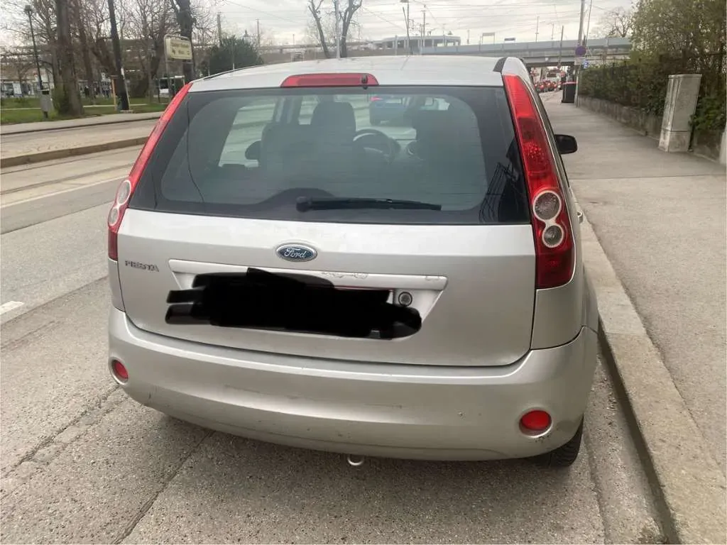 Ford Fiesta 2006 photo 3