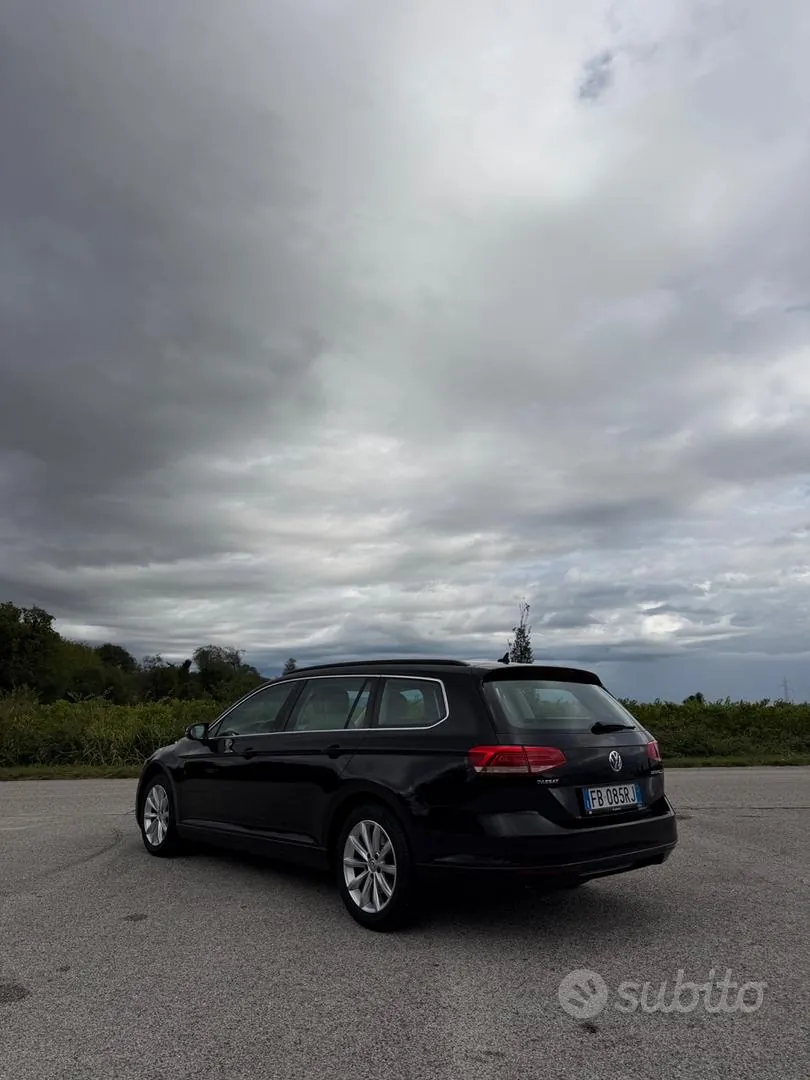 Volkswagen Passat 2015 photo 2
