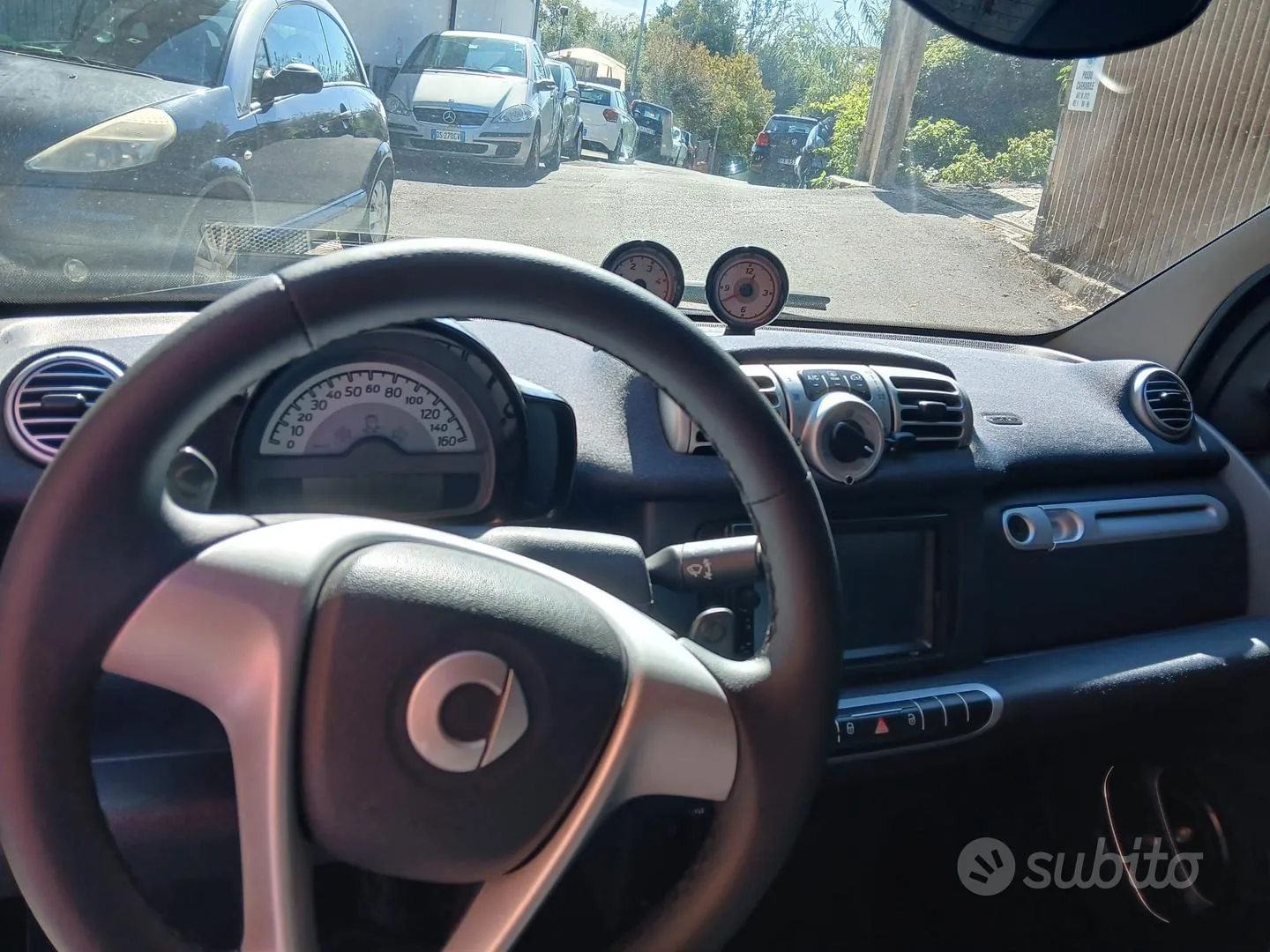 Smart Fortwo 2011 photo 4