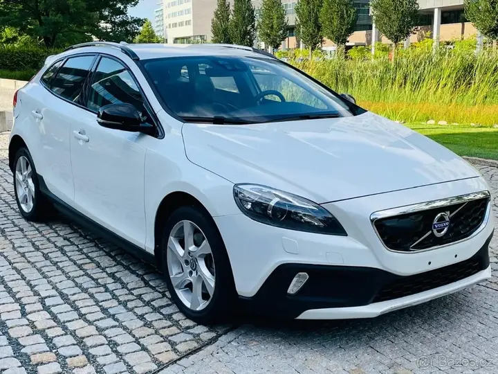 Volvo V40 2015 photo 4