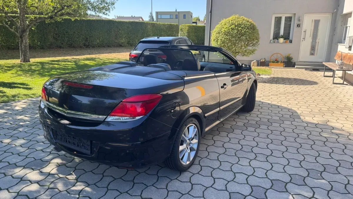 Opel Astra 2007 photo 2