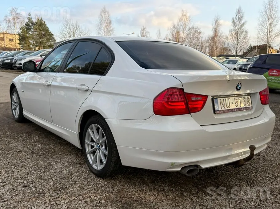 BMW 316 2010 photo 4