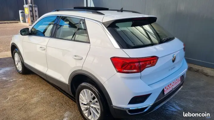 Volkswagen T-Roc 2020 photo 3