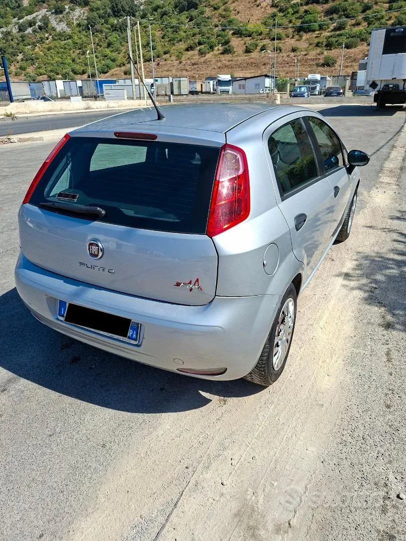 Fiat Punto 2015 photo 4