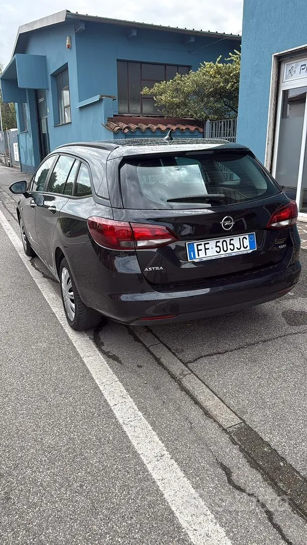 Opel Astra 2016 photo 4