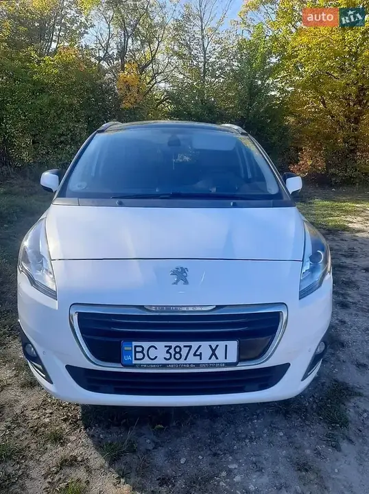 Peugeot 5008 2015 photo 2